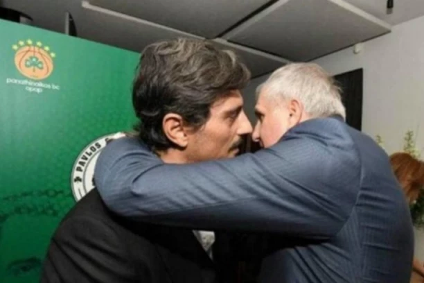 ČOVEK KOJI PROVOCIRA, PRETI I PRKOSI PRIRUČNIKU ZA VOZAČE! Ne smiruje se "rat" saopštenjima u Grčkoj!