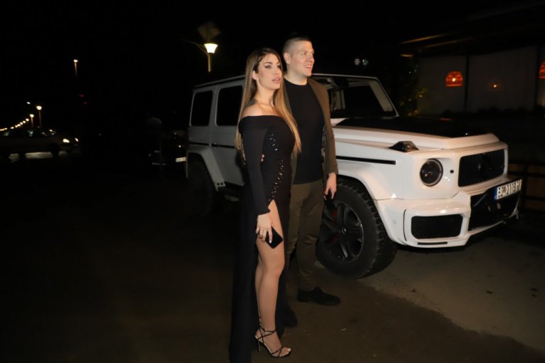 Sloba Radanović vozi besan automobil od 300.000 evra!Sloba Radanović vozi besan automobil od 300.000 evra!