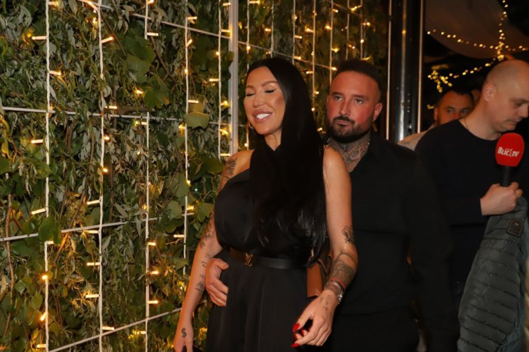 Tijana Ajfon sa novim dečkom