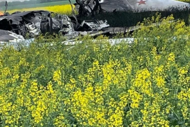 VELIKI GUBITAK ZA MOSKVU: Srušio se strateški bombarder Tu-22M3 (VIDEO)