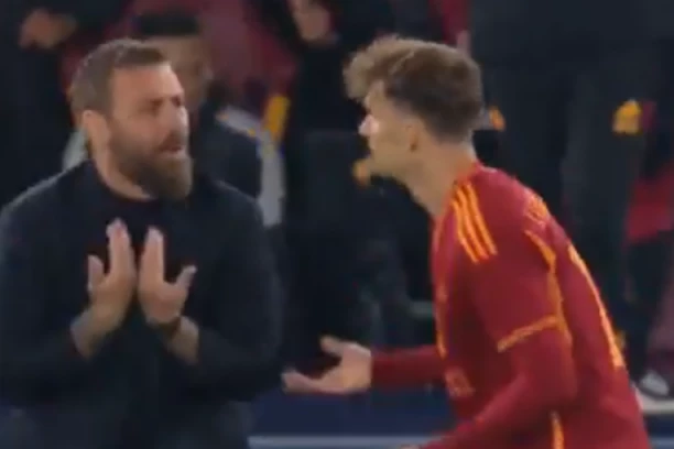 NEMA PRIČE SA DE ROSIJEM! Italijan demonstrirao DISCIPLINU u Romi! (VIDEO)