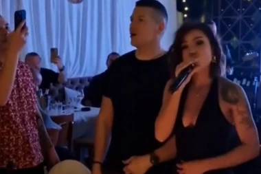Pevačica se oparila kod Slobe na promociji! Breskvica zarađuje kao Ronaldo, za svaki minut uzme 1.500 evra!