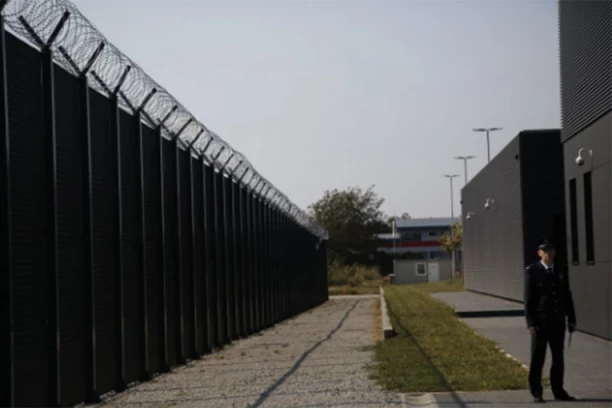 POBUNA U ZATVORU: Robijaši se zabarikadirali i prete nasiljem, OVA stvar bila okidač revolta