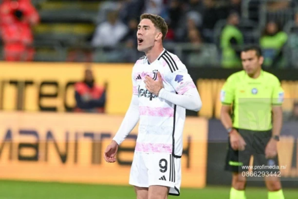 REMI JUVENTUSA I KALJARIJA NA SARDINIJI: Ni Vlahovićev gol nije bio dovoljan Bjankonerima za pobedu! (VIDEO)