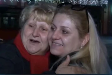 MAJKA CEO ŽIVOT ŽIVELA 30 KILOMETARA OD NJE, A ONA NIJE NI ZNALA: Ispovest Svetlane i Slađane koje su nasilno razdvojene i nisu se videle 40 godina (FOTO)