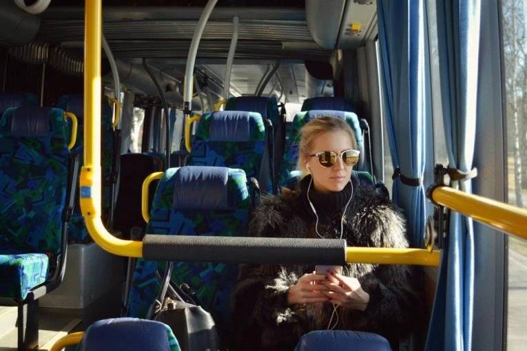 ZAR I TO MOŽE DA SE DOGODI? Prevoz iznenada zaustavljen u čitavom gradu na TRI MINUTA, a razlog će vas zapanjiti
