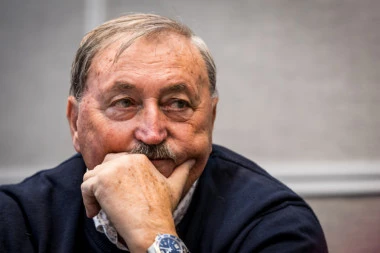 PANENKA IZVEO LEGENDARNI PENAL I U OSMOJ DECENIJI: Otkrio tajnu čuvenog jedanesterca!