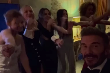 LEGENDARNO OKUPLJANJE "SPICE GIRLS" GRUPE: Zbog ovog snimka danas se svi ZAHVALJUJU Dejvidu Bekamu! (VIDEO)