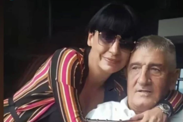 NIKAD TEŽI DAN! Ovako se od Brana Mićunovića oprostila TAJANSTVENA PRIJATELJICA! Ono što je napisala, zaintrigiralo je mnoge!(FOTO)