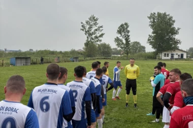 FENOMENALAN MEČ U ŽIVKOVU: Navijači su imali prilike da vide čak deset golova - od toga su dva  "sa kreča"!