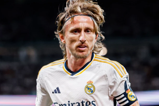 POZNATO GDE LUKA MODRIĆ NASTAVLJA KARIJERU: A novac, za Hrvata je prava SITNICA!