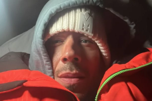 NIKOLA ROKVIĆ PRIKUPIO NEVEROVATNU SUMU NOVCA: Uključio kameru, pa podelio ŠOK vesti!