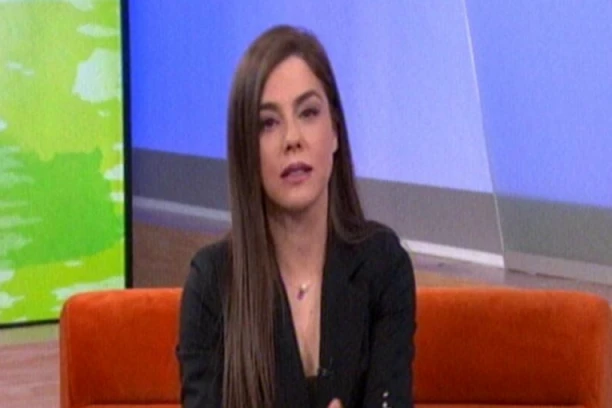 VODITELJKA RTS SE NEVIĐENO IZBLAMIRALA UŽIVO! Nije umela da IZGOVORI ime našeg OLIMPIJCA! (VIDEO)