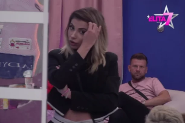 DOBILA PORUKU OD MAJKE, PA "PROPEVALA"! Anđela raskrinkala Bojanu: Vršila je TEROR, sve je radila da bi me ZAPLAŠILA!