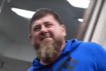 KADIROV OBJAVIO HIT SNIMAK! Kida u teretani, ZNOJ LIPTI sa njega, sasuo ZLIM jezicima koji OVO govore o njemu (VIDEO)