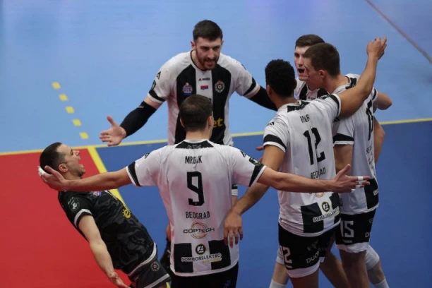 PARTIZAN BOLJI OD ZVEZDE U DERBIJU: Zakuvava se borba za titulu