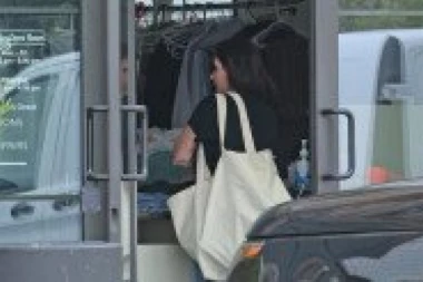 ZVEZDA "ČARI" SE 9 GODINA BORI SA SMRTONOSNIM TUMOROM - ALI NE ODUSTAJE