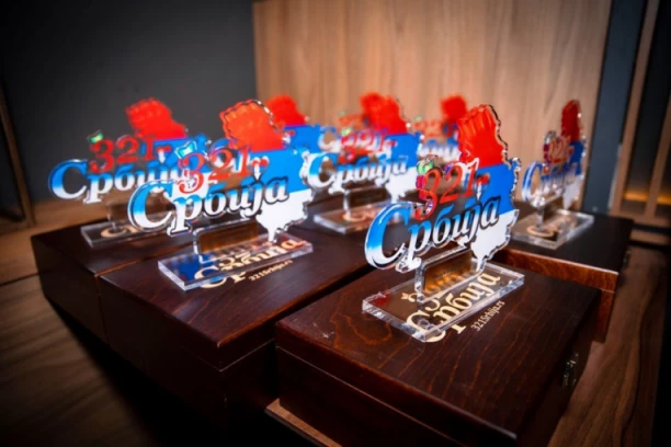 Žiri dao Mađarima ubedljivu pobedu: Aquaworld iz Budimpešte poneo prestižno "321 Srbija" priznanje!