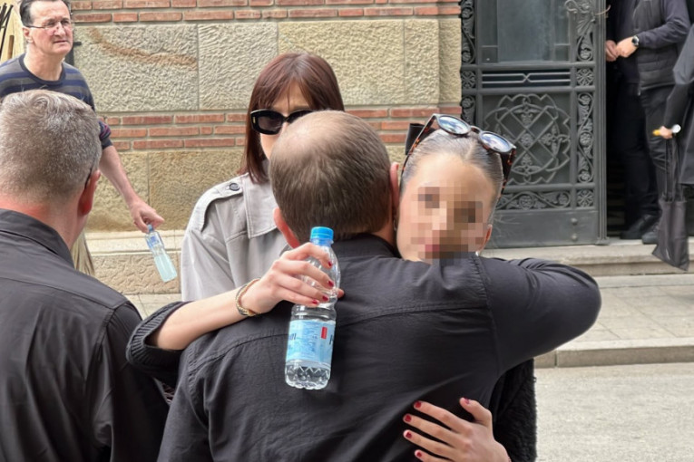 Milena Radulović sa ćerkom Bojane Janković