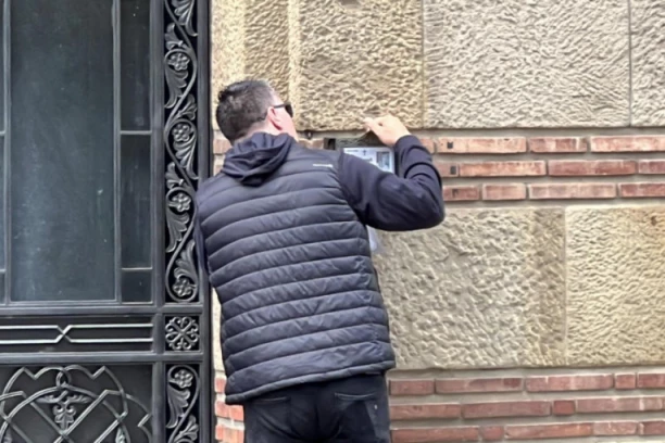 EDIN ŠKORIĆ SE NE ODVAJA OD BOJANINE UMRLICE: Ne veruje da voditeljka više nije sa njima, traži odgovor na KLJUČNO pitanje!