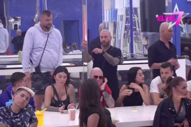 PUKLA BRUKA! Produkcija UNIŠTILA Ša, pušten snimak, svi su saznali šta je sve radio Mioni - Aneli Ahmić poplavila od stresa!