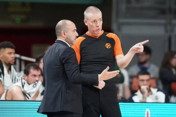 ŠOKANTNA ISPOVEST BIVŠEG KOŠARKAŠA O SUDIJI LOPOVU! Nekadašnji igrač Baskonije brutalno iskren: Čovek krade već GODINAMA!