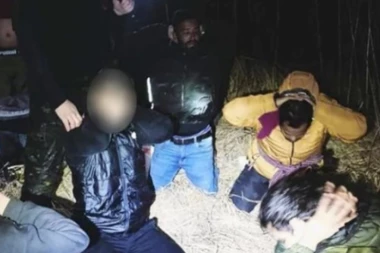 UHAPŠEN TROJAC KOJI JE PREVOZIO MIGRANTE! Obelodanjeni detalji krijumčarenja!