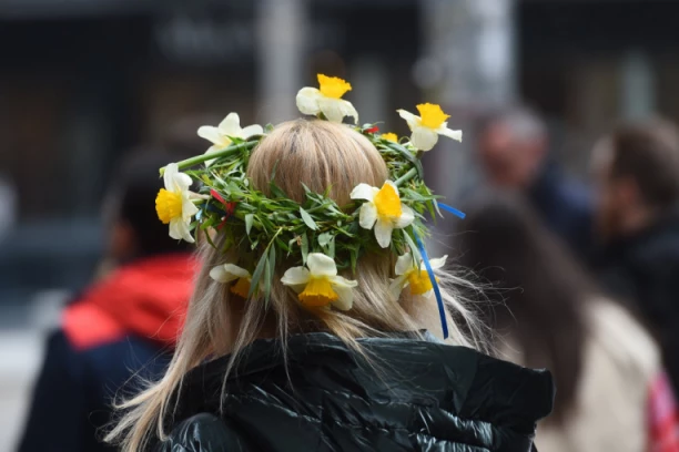 DA LI ZNATE ŠTA SIMBOLIZUJU ZVONIČIĆI DANAS? Lazareva SUBOTA je praznik VESELJA, ovo morate znati!