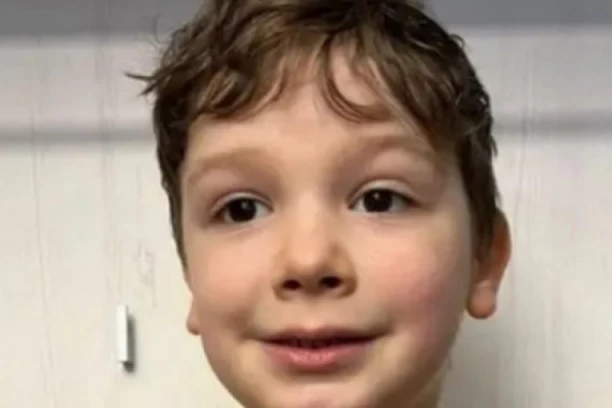 MALOG, AUTISTIČNOG ARIJANA (6) NIGDE NEMA! Policija obustavlja pretragu terena, a evo koji joj je sledeći korak!