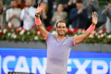 NADAL SE VRATIO U VELIKOM STILU: Španac pokazao klasu i porazio 11. tenisera na svetu!