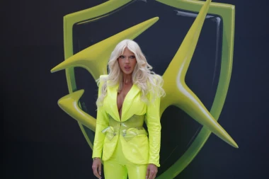 VELIKA LAŽ O JELENI KARLEUŠI! Otkrivena čitava MATRICA napada i POZADINA čitave drame!