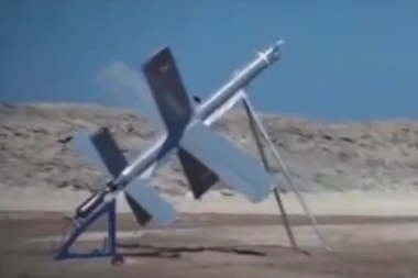 ULETI UNUTAR METE I EKSPLODIRA: Iran proizveo novi tip drona koji podseća na čuvenu rusku letelicu (VIDEO)