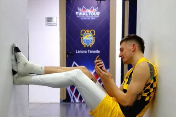 BEOGRAD ĆE VEČITO PAMTITI: Neke stvari su važnije i od košarke - sjajni košarkaš sina prvi put video pod svodovina "Beogradske Arene"!