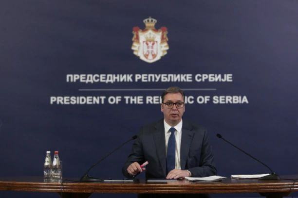 Vučić pristao na pomeranje Vaskršnjeg sabora zbog razgovora sa Dodikom! Šta se krije iza ovog dogovora?