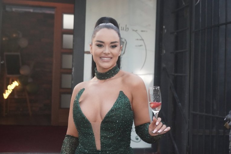 Tijana Em žena od sultana slavi rođendan