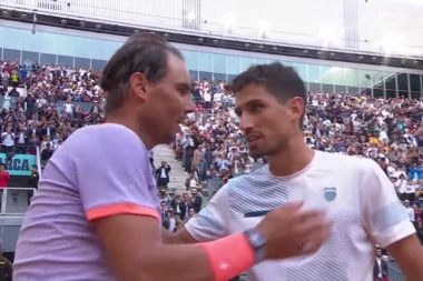 OVO GOVORI O VELIČINI RAFAELA NADALA: Pogledajte šmekerski potez Španca (VIDEO)