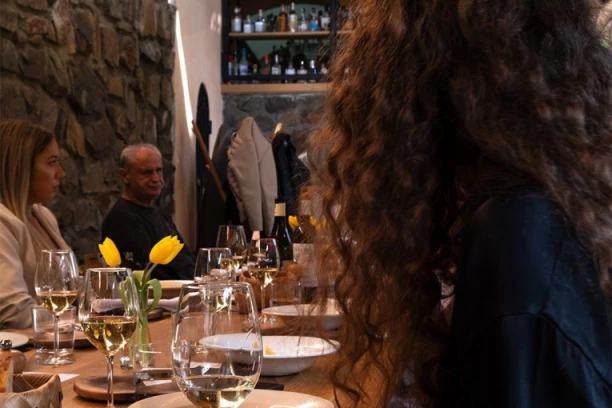 ETNO-GASTRO OAZA NA OBRONCIMA FRUŠKE GORE: Svetska klasa na domaćem meniju