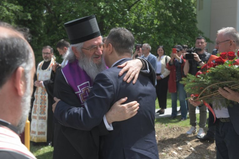 Ivica Dačić i vladika Jovan Šumadijski