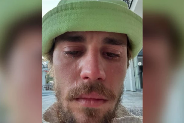 "NJEMU OČAJNIČKI TREBA POMOĆ": Džastin Biber uhvaćen u STRAVIČNOM stanju, prizor LEDI KRV U ŽILAMA! (VIDEO)