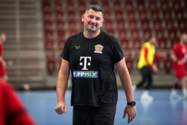 OGLASIO SE KLUB ARPADA ŠTERBIKA: Evo u kakvom stanju je bivši golman, vesti su ohrabrujuće
