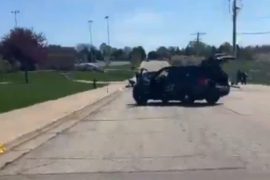 U TOKU JE OPSADNO STANJE, POLICIJA OPKOLILA ŠKOLU! Primećen napadač naoružan do zuba, sve je BLOKIRANO! (FOTO/VIDEO)