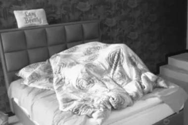 OVO JE NOĆNA MORA MIONE I NJENIH RODITELJA: Maja i Stanislav U INAT održali čas VOĐENJA LJUBAVI!