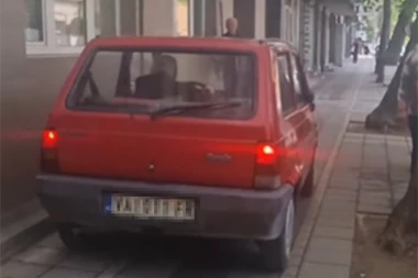 ŠOK SNIMAK IZ VALJEVA! Šta radi ovaj čovek i kako je tu uopšte prošao - LJUDI U NEVERICI! (VIDEO)