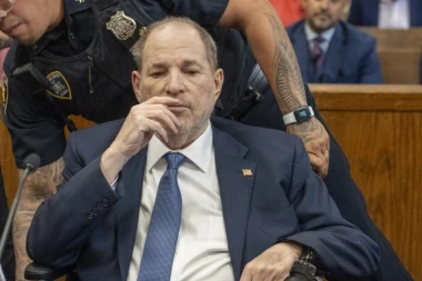 PONAVLJA SE SUĐENJE HARVIJU VAJNŠTAJNU: Advokat traži da bude pušten uz kauciju (VIDEO)