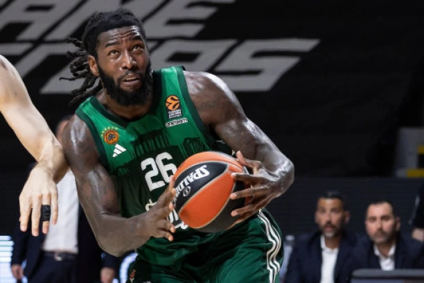 SKANDAL U BERLINU! Lesor NASRNUO na fanove Fenera! Besneo i Ataman, OBEZBEĐENJE moralo da REAGUJE! (VIDEO)