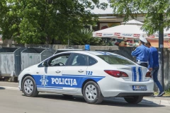 KRVAVI SELI U DŽIP I KRENULI DA BEŽE! Novi detalji brutalnog ubistva u Baru - svemu prethodilo OVO?!