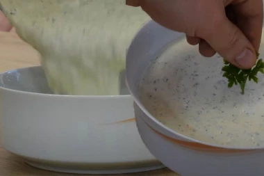 DOMAĆI SOS UZ PEČENJE I ROŠTILJ: Raspametiće vas ukusom, budite pametni i spremite ga!