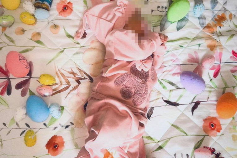 Kendi sa ćerkom Anikom