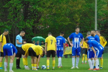 GOSTI KIVNI NA SUDIJE POSLE PORAZA! "Okrećemo drugi list od narednog kola"!