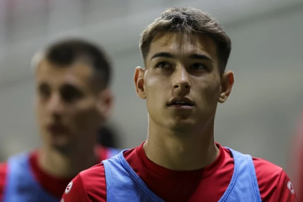 PARTIZAN PIKIRAO PRVO LETNJE POJAČANJE: O njemu razmišlja i selektor Stojković - nekadašnja nada Zvezde oblači crno-beli dres!